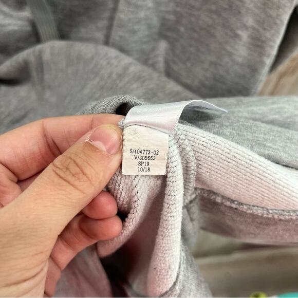 Athleta Incline Hoodie, Grey Heather SIZE Small  #404773 - Picture 7 of 9